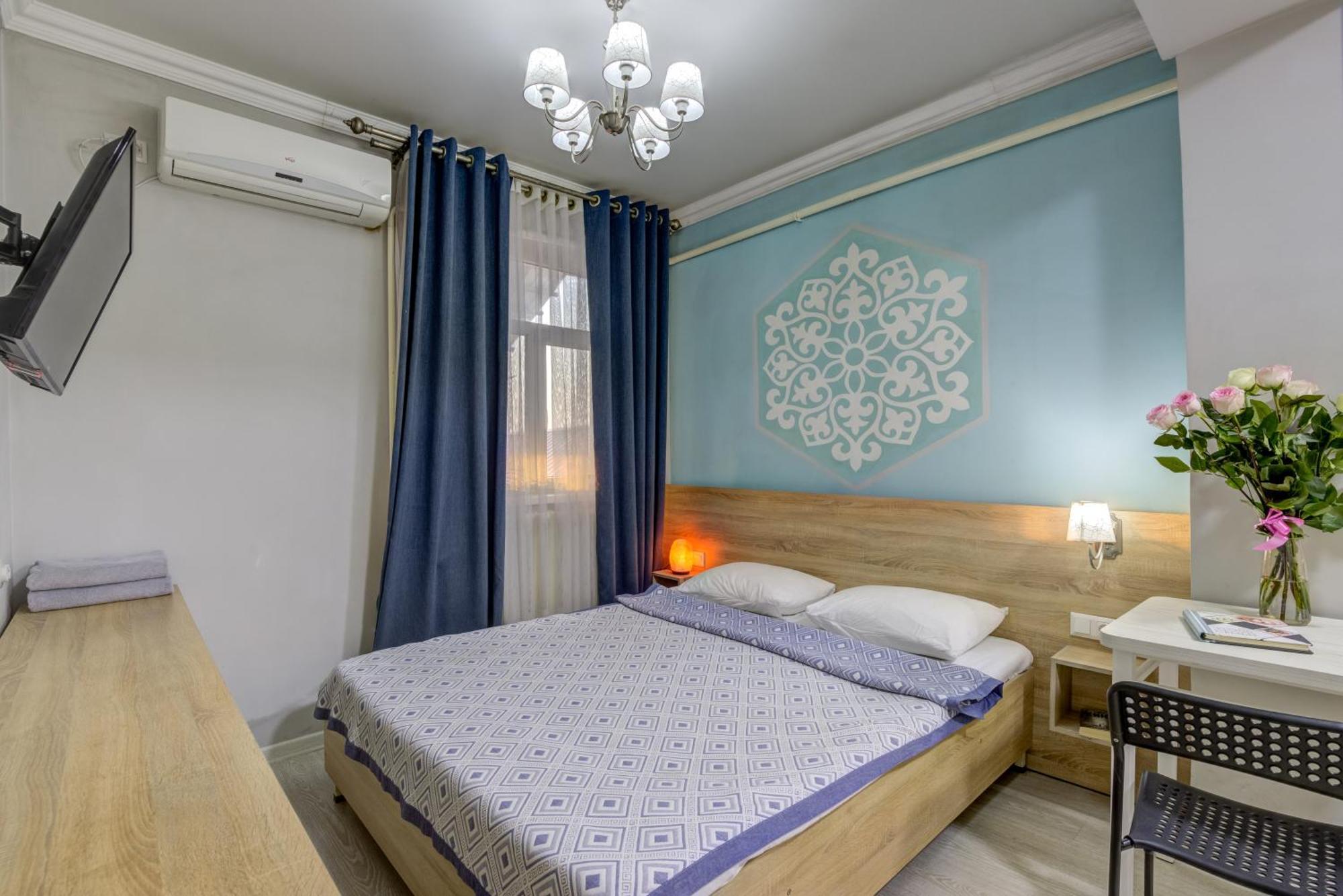 Viva Hotel Bishkek Ngoại thất bức ảnh